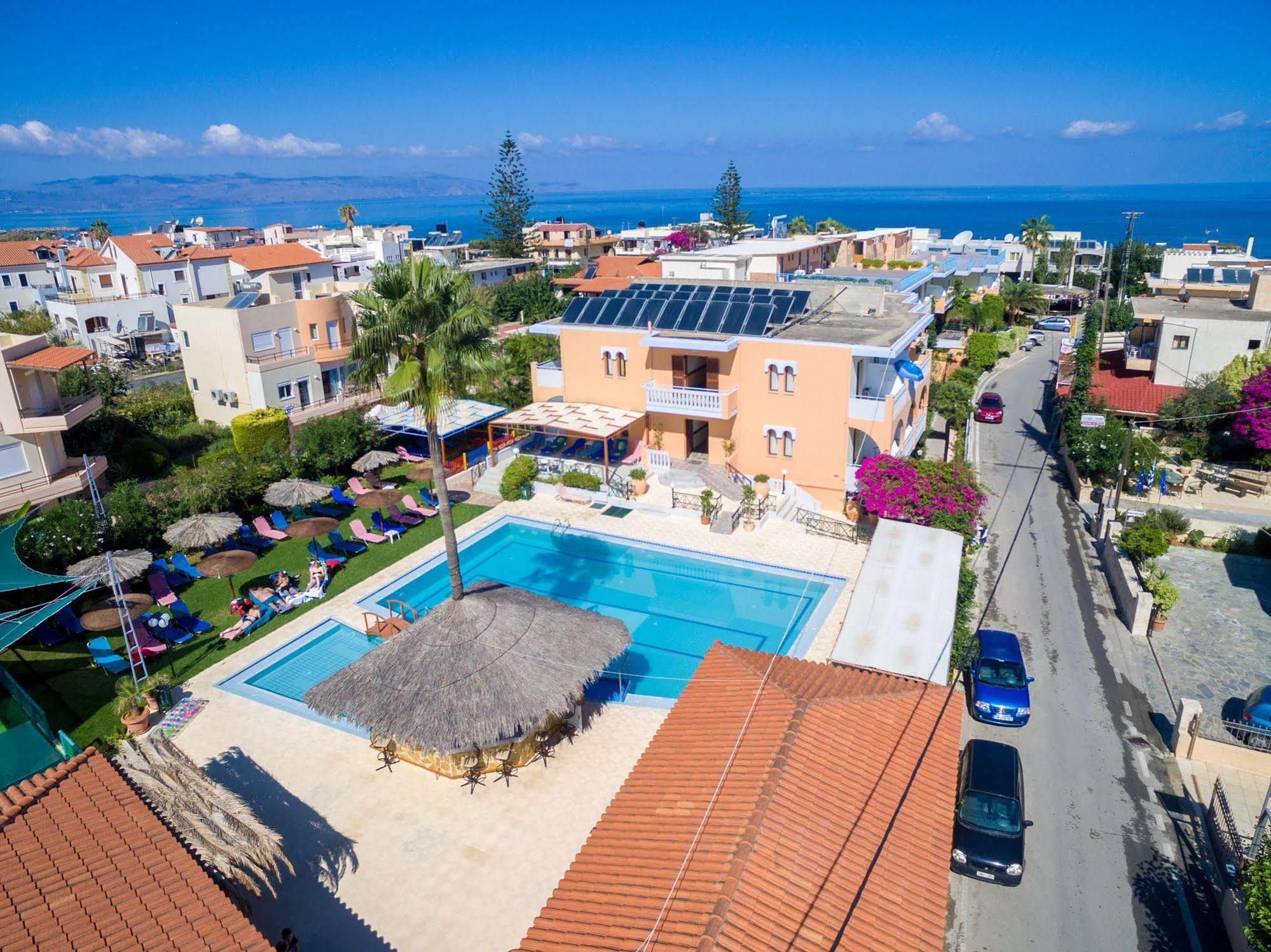 Raisakis Apartments Agia Marina Esterno foto